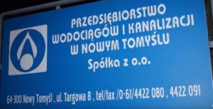 [VIDEO] A w Nowym Tomyślu nadal śmierdzi