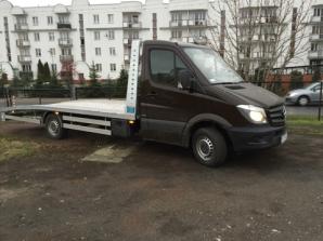 Poszukiwany jest pojazd marki Mercedes Sprinter 316 D