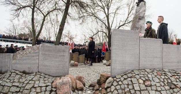 Premier Beata Szydło: Prawda o Obławie Augustowskiej jest naszym moralnym obowiązkiem