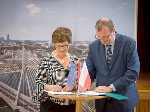 Wsparcie dla 4,4 tys. uczniów w wyborze zawodu
