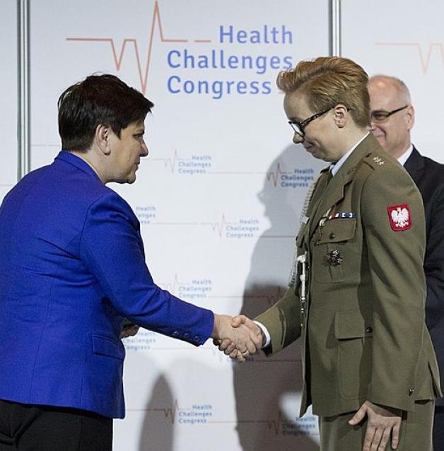 Wicepremier Beata Szydło wręczyła nagrody „Animus Fortis” na Kongresie Wyzwań Zdrowotnych