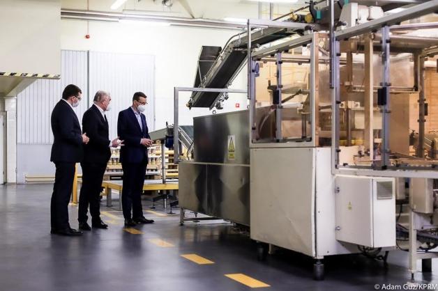 [VIDEO] Premier: Szczepionki i przestrzeganie obostrzeń to szansa na powrót do normalności